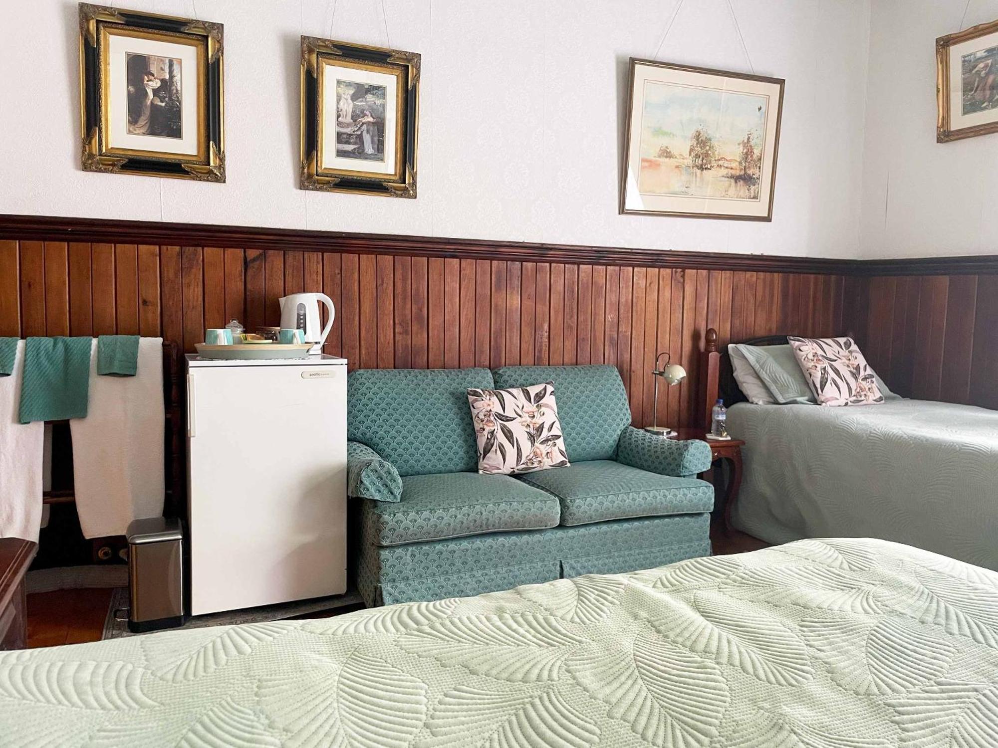 Stony Rise Cottage B&B Devonport Extérieur photo