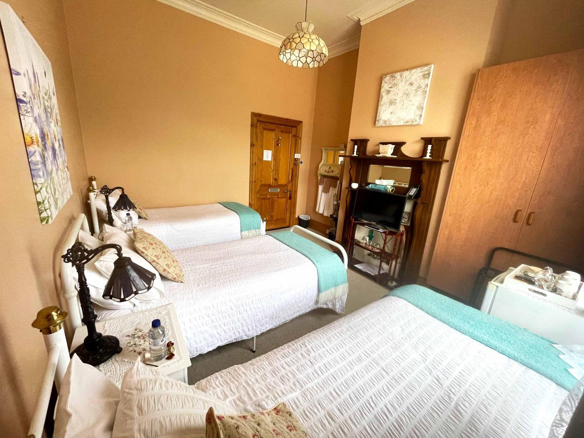 Stony Rise Cottage B&B Devonport Extérieur photo